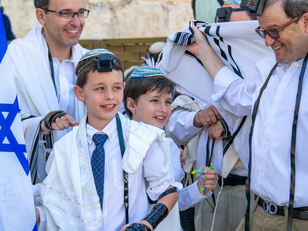 bar and bat mitzvah party